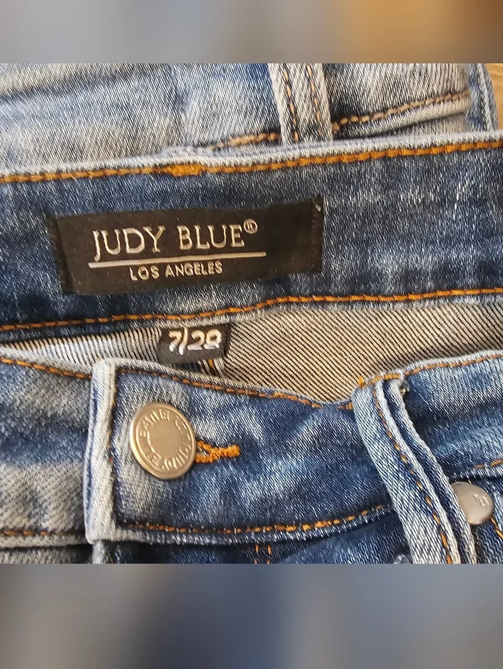 Judy Blue 90's Straight Fit Jeans Size 7/28 High Rise Distressed Knee Denim
